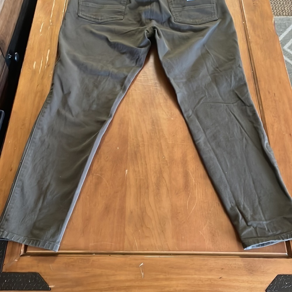 Carhartt Slim Fit Size 16 - Picture 9 of 11